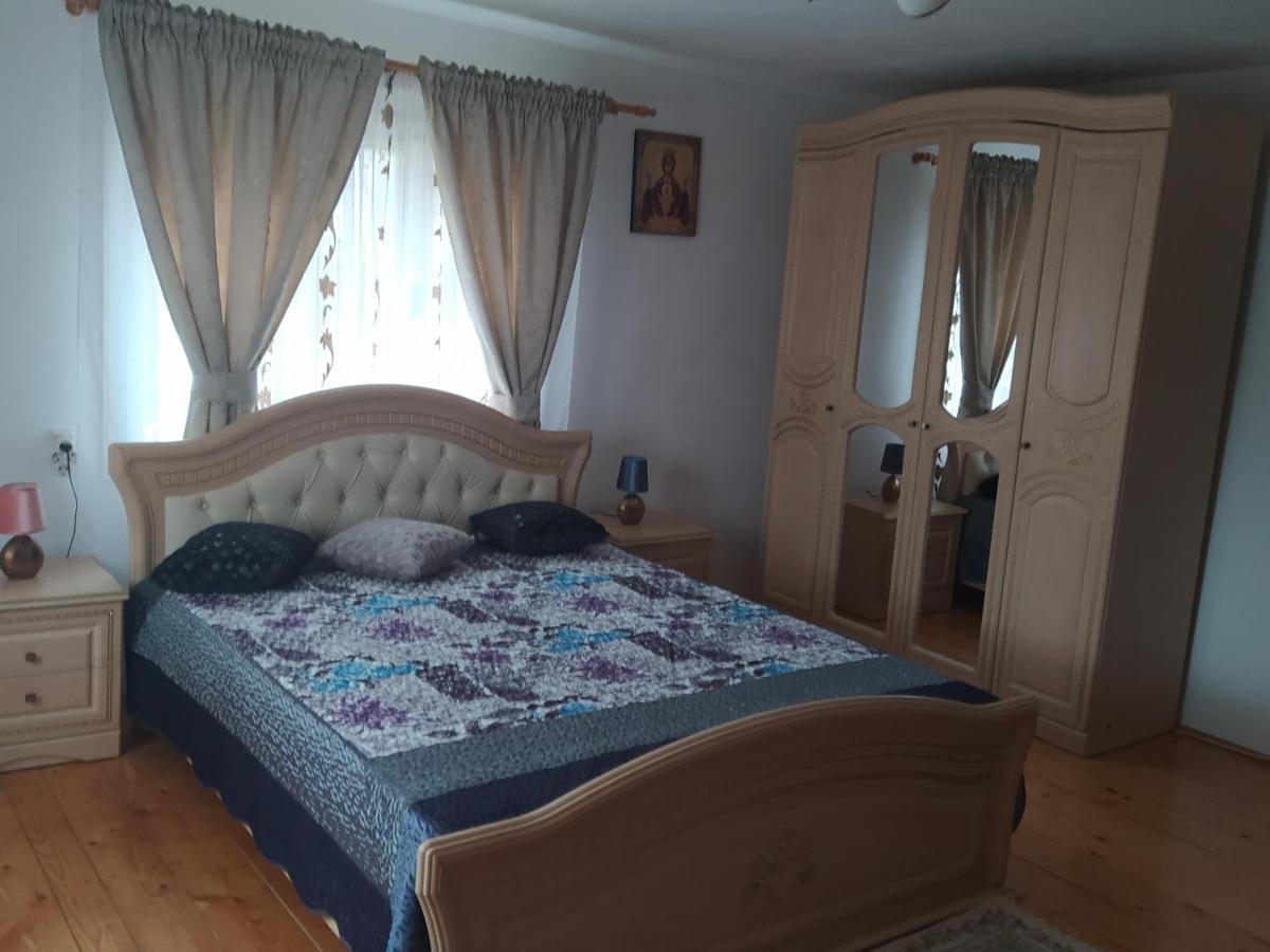 Casa Молдовица Экстерьер фото