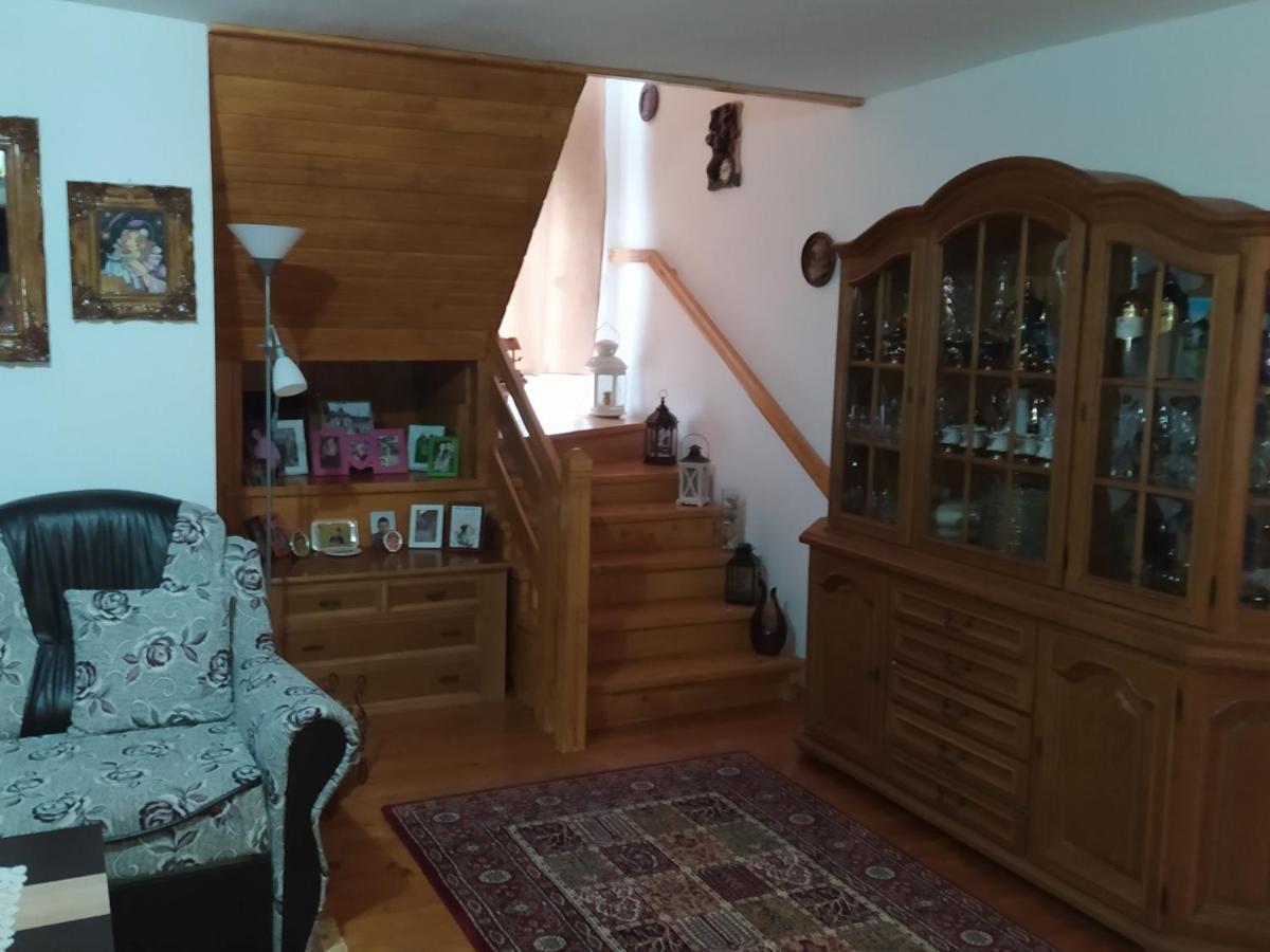 Casa Молдовица Экстерьер фото